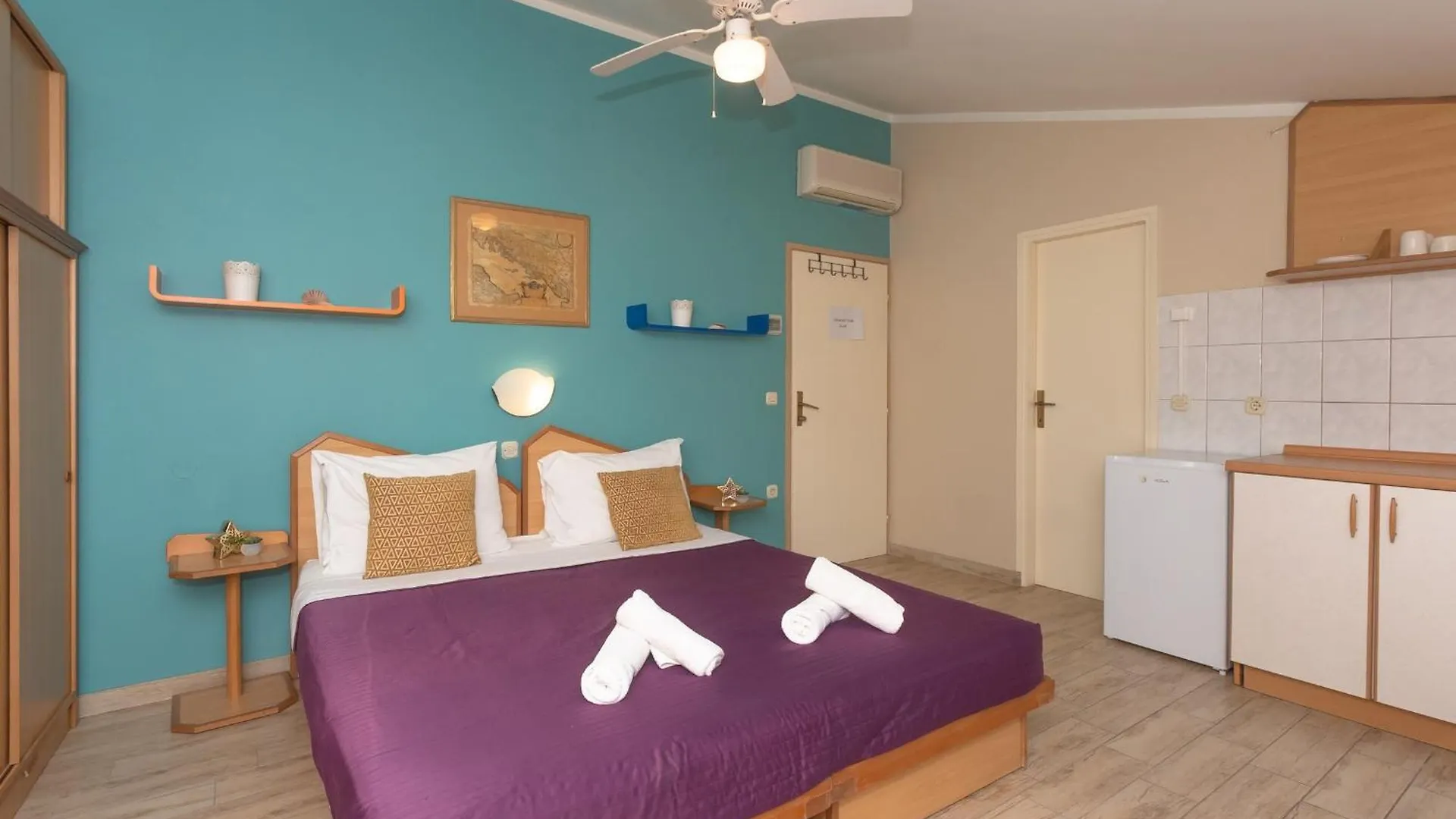 Bed and Breakfast Pansion Pirat Petrcane