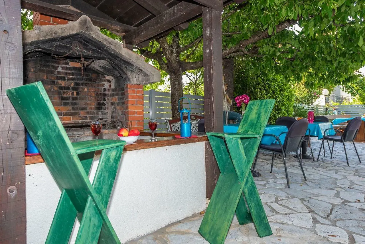 Bed and Breakfast Pansion Pirat Petrcane Croazia