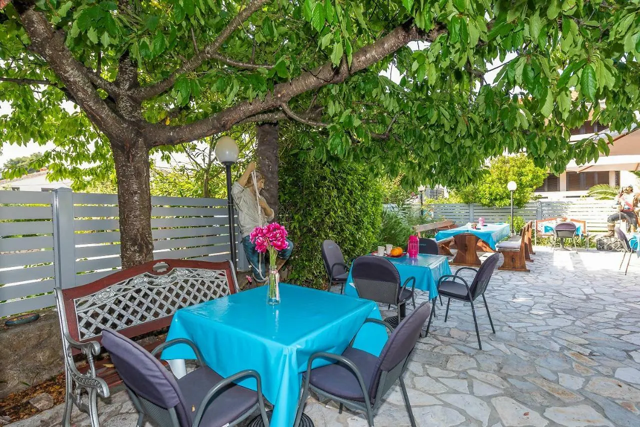 Bed & Breakfast Bed and Breakfast Pansion Pirat Petrcane