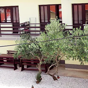 Hotel apartamentowy Fresh Dar Orlic ***